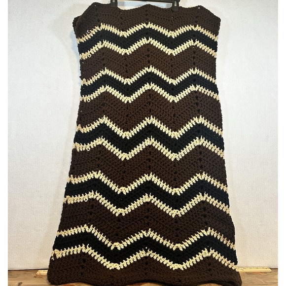 Vintage Handmade Throw Afghan Brown Black Tan Chevron 52"x45" - Picture 1 of 3
